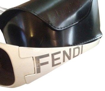 Quick Answer: Where Do The Words Cold Insert Show On Fendi 